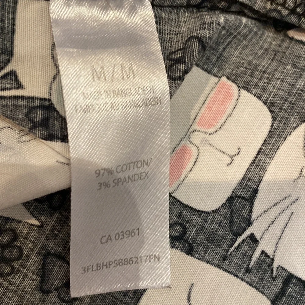 Cat print scrub top - Picture 6 of 6